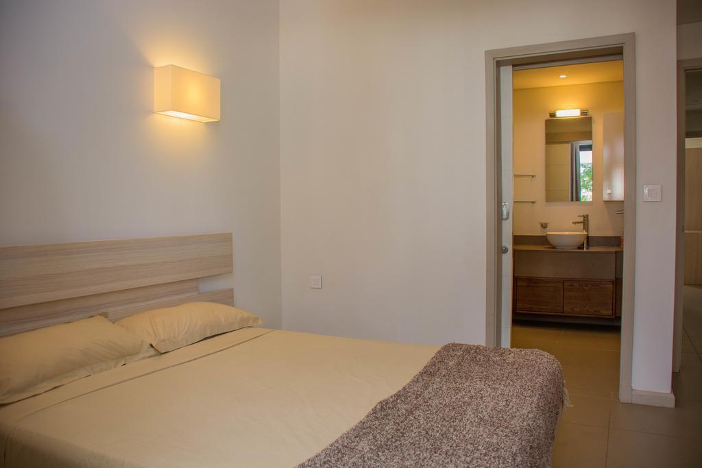 Apartment Azuri Roches Noires Dış mekan fotoğraf